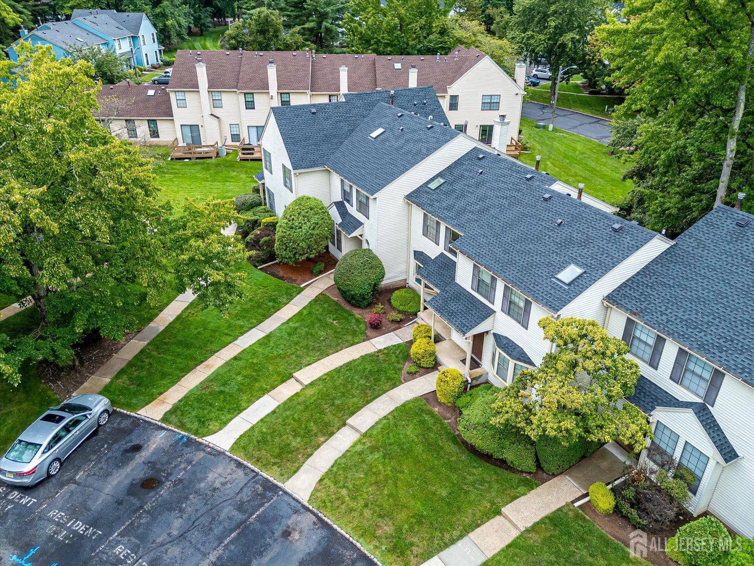 4th image of 503 Timber Oaks Rd, Edison, NJ 08820 | MLS# 2702981R