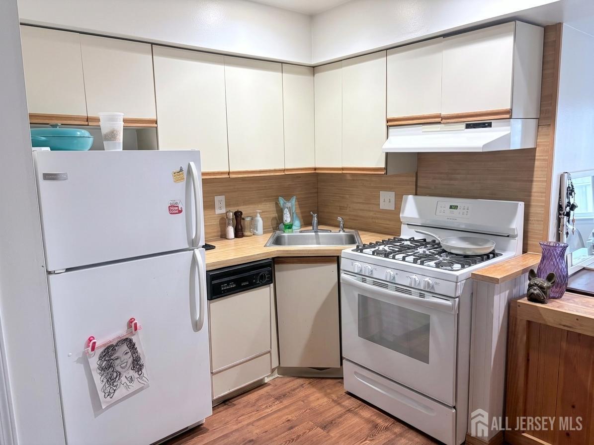 5th image of 44 Judson St #7A, Edison, NJ 08837 | MLS# 2703016R