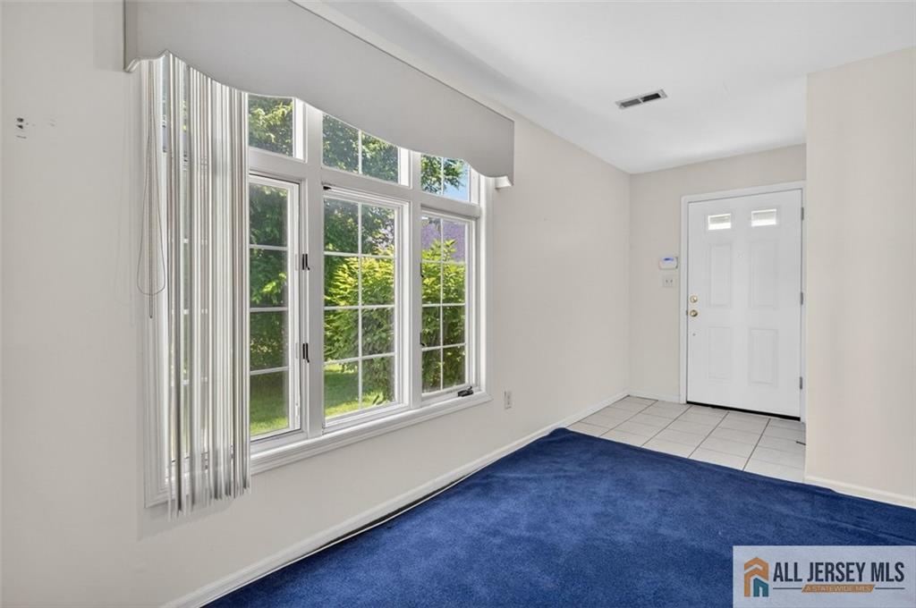 3rd image of 40 Rutland Ln, Monroe, NJ 08831