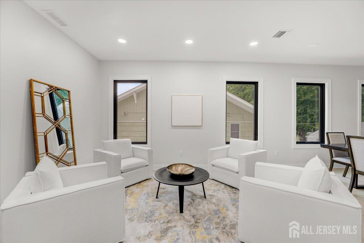 5th image of 29 Lake St, Jamesburg, NJ 08831 | MLS# 2703092R