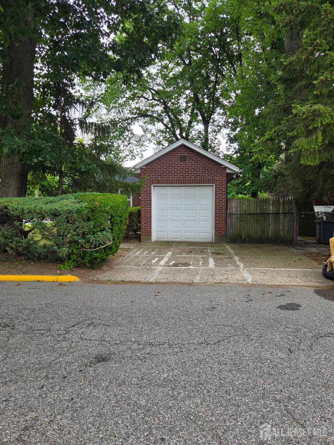 168 E Spring Valley Avenue E