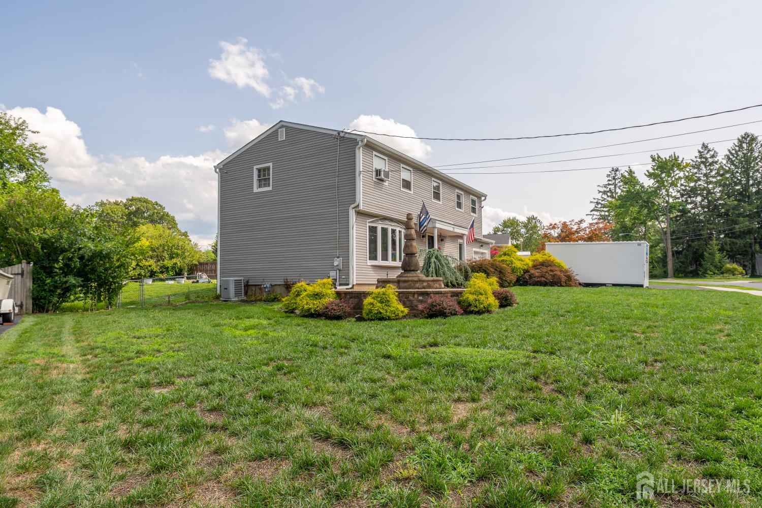 4th image of 25 Hudson Rd, East Brunswick, NJ 08816 | MLS# 2703075R