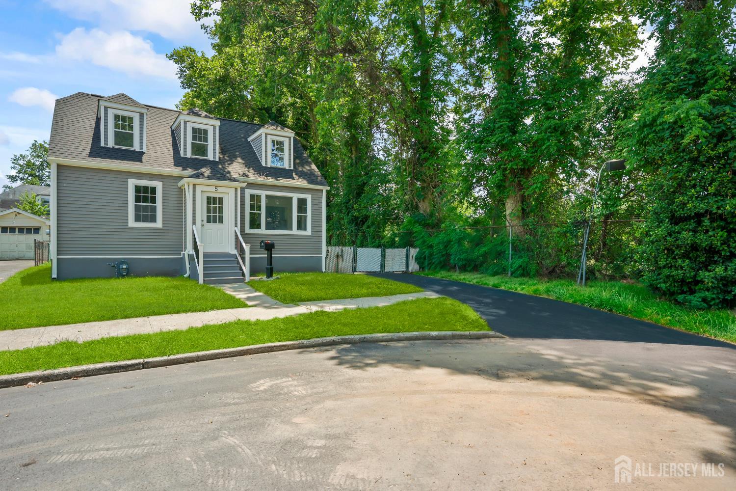 4th image of 5 Monument Ave, Trenton, NJ 08619 | MLS# 2703096R