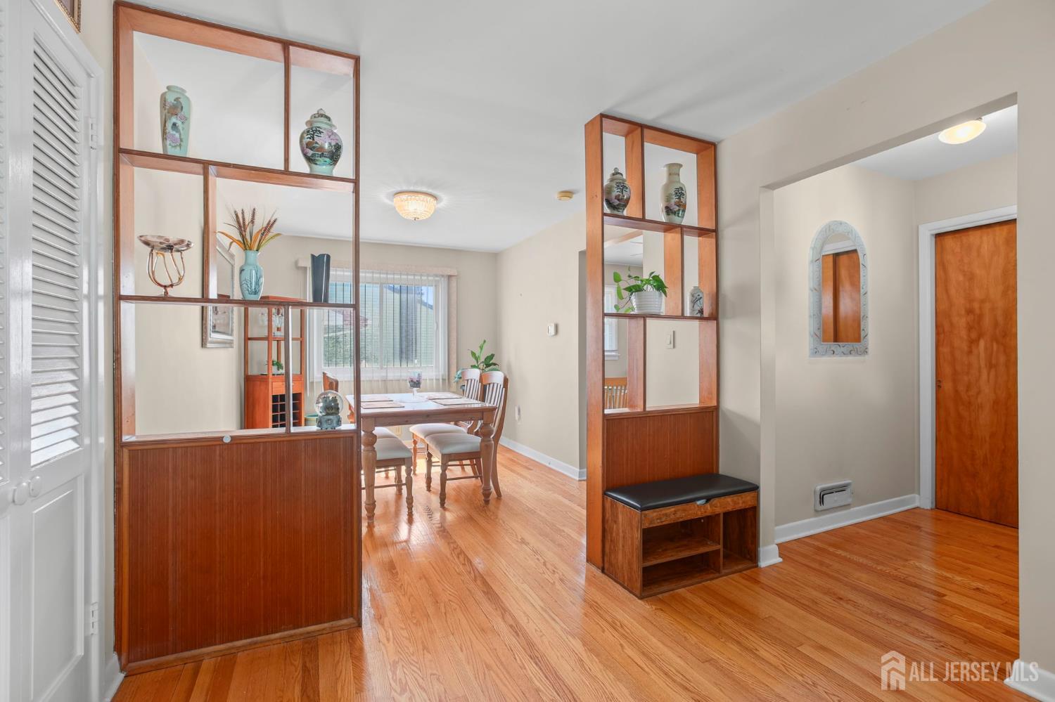 5th image of 13 Briarwood Dr, Franklin, NJ 08873 | MLS# 2703106R