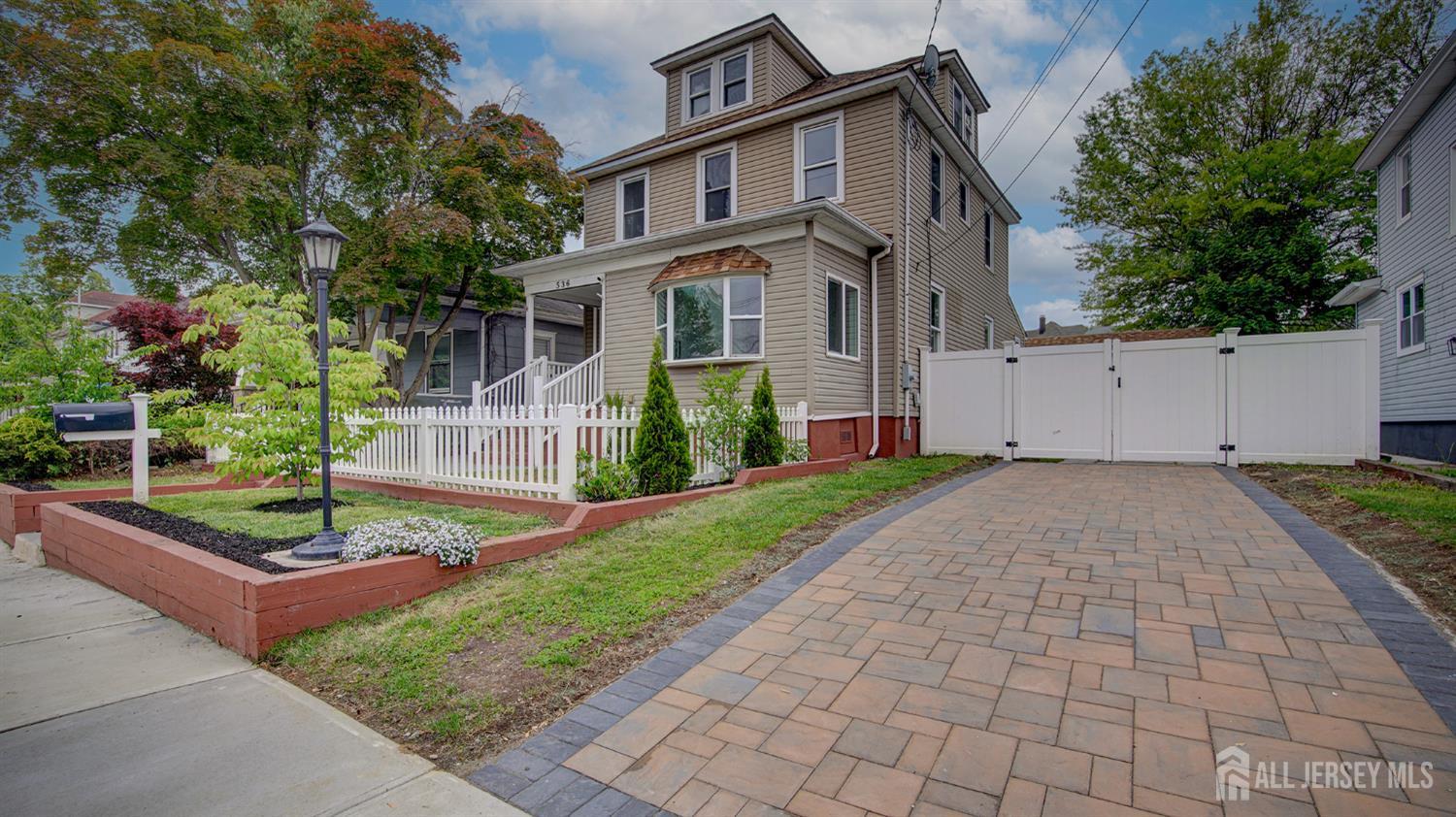 1st image of 536 Main St, South Amboy, NJ 08879 | MLS# 2703099R