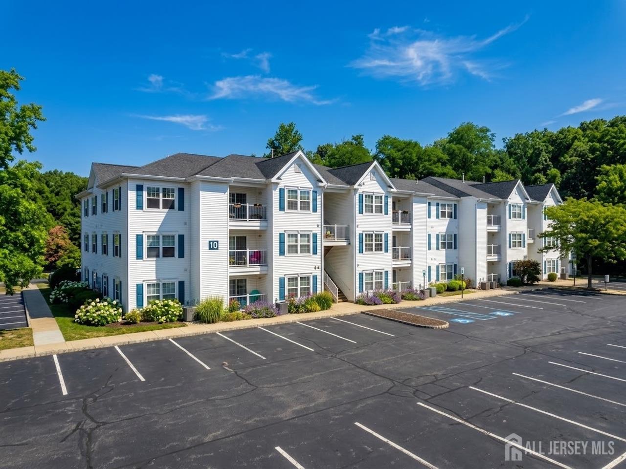 2nd image of 1013 Waterford Dr, Edison, NJ 08817 | MLS# 2703094R