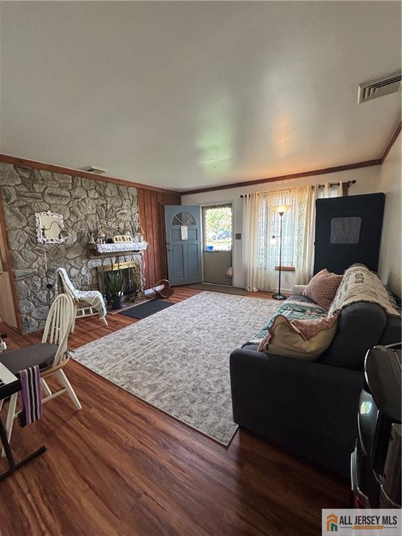 4th image of 492 Booth Ct, Rahway, NJ 07065 | MLS# 2770359M