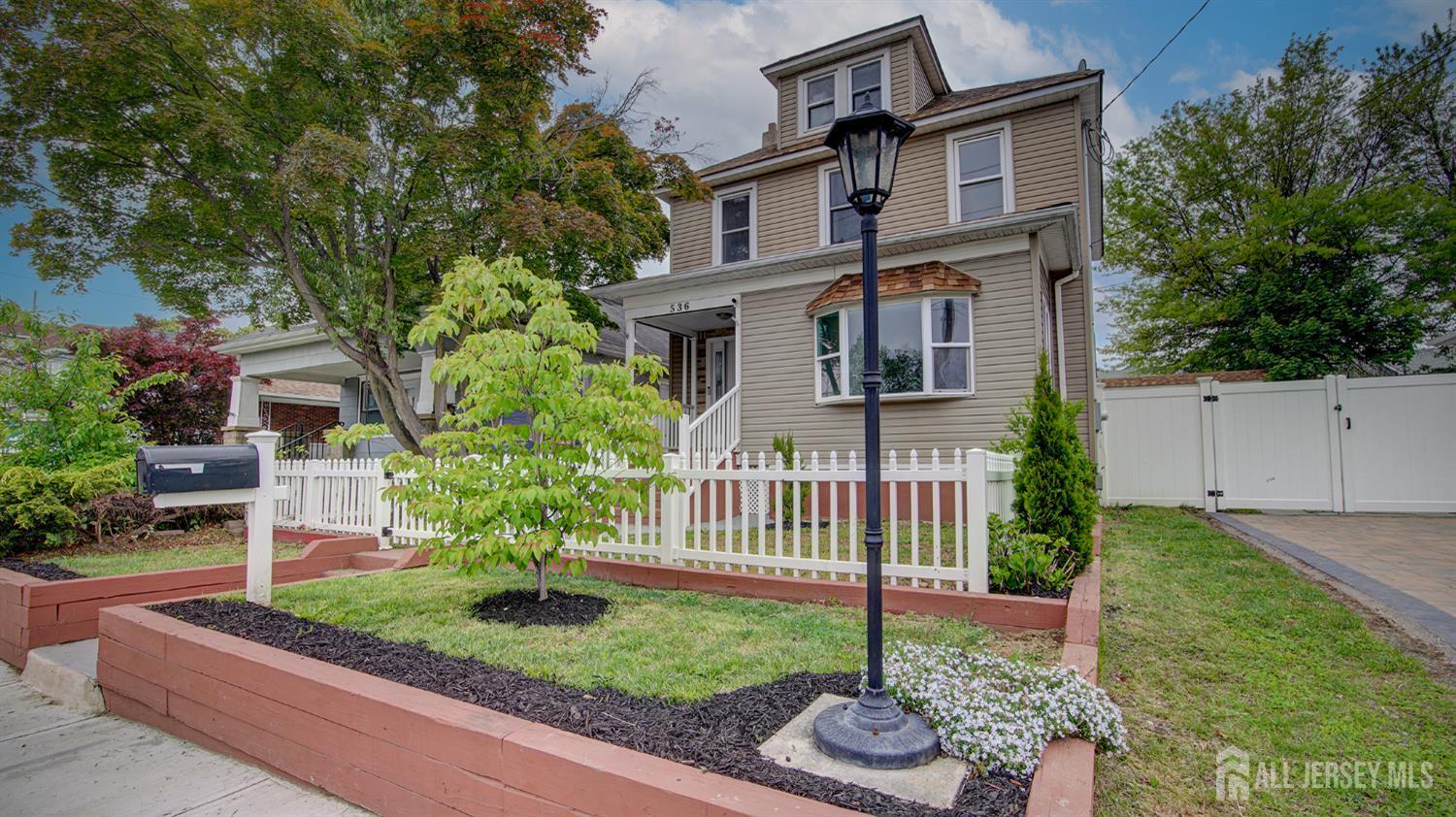 2nd image of 536 Main St, South Amboy, NJ 08879 | MLS# 2703099R