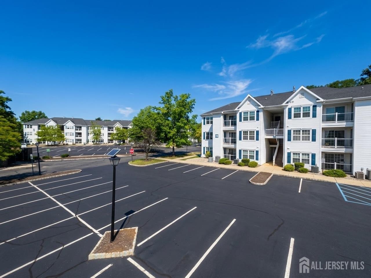 3rd image of 1013 Waterford Dr, Edison, NJ 08817 | MLS# 2703094R