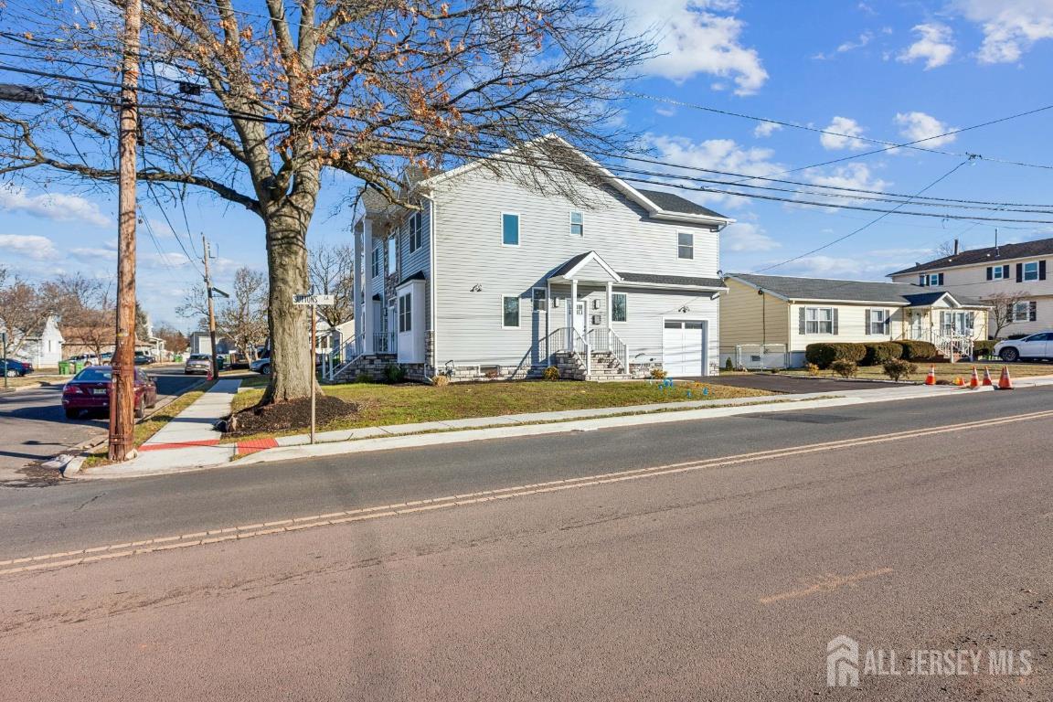 <p>New Listings</p>