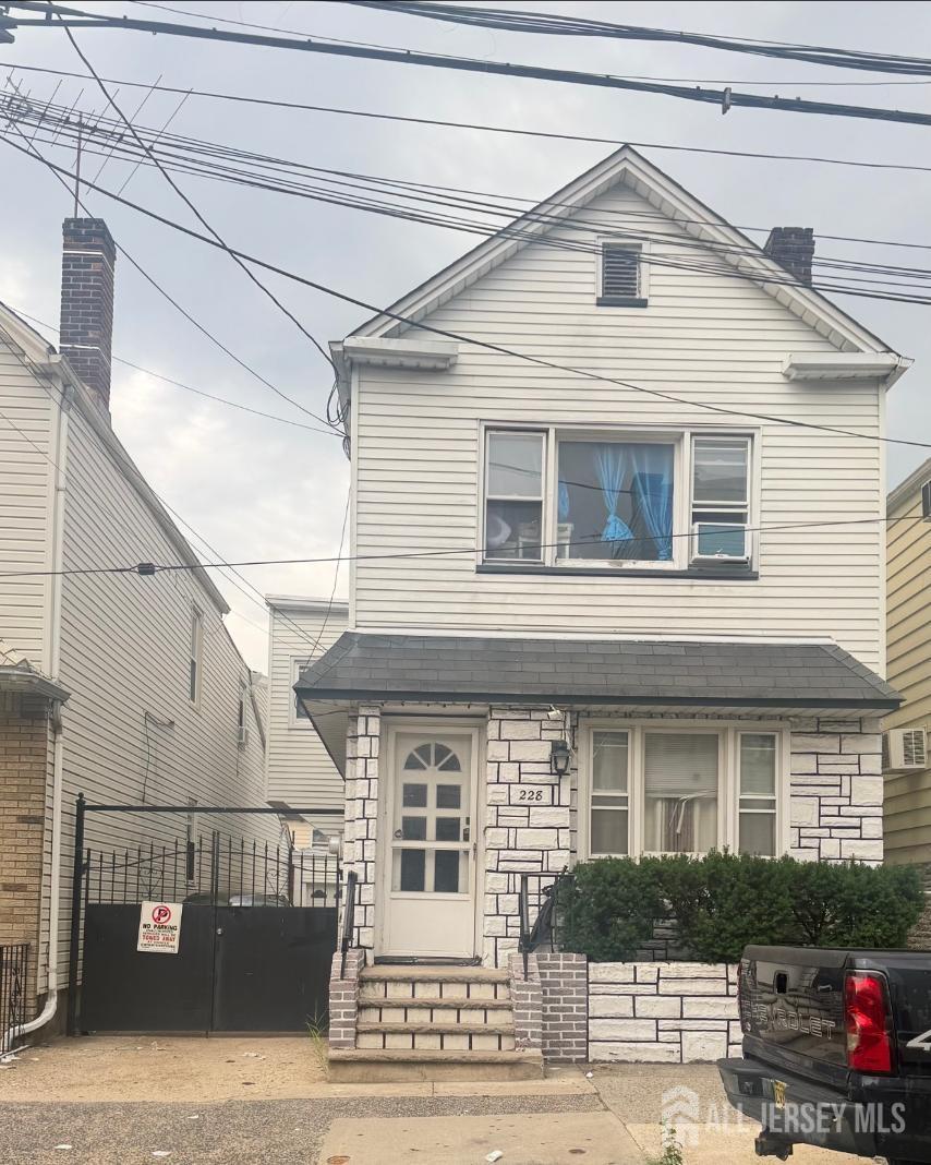 6th image of 228 Elm St, Newark, NJ 07105 | MLS# 2703177R