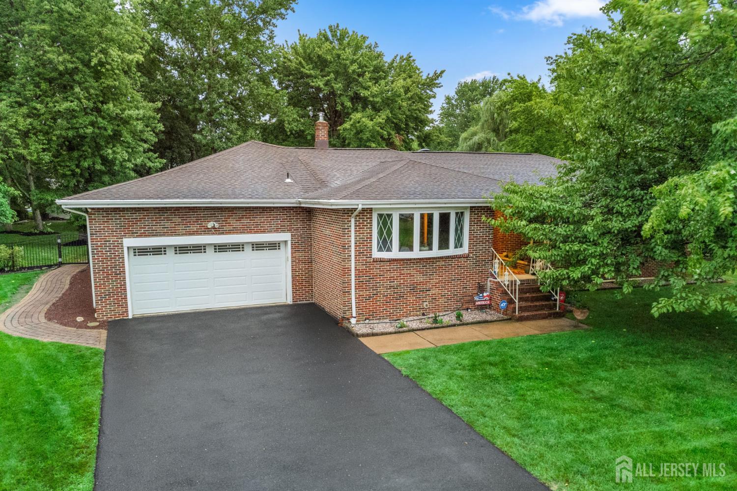 5th image of 38 Van Ethel Dr, Middlesex, NJ 07747 | MLS# 2703173R