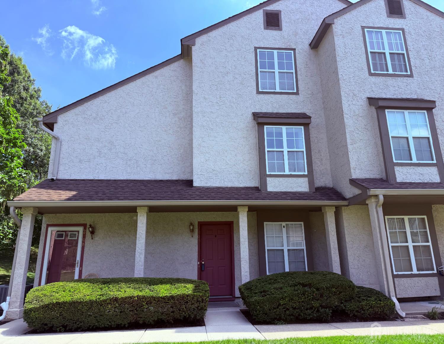 2nd image of 2704 Commons At Kingswood Dr, East Brunswick, NJ 08816 | MLS# 2702806R
