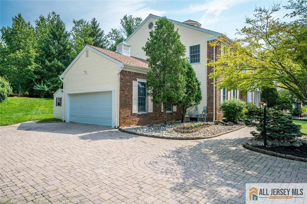 2nd image of 60 Essex Dr, Monmouth Junction, NJ 08852 | MLS# 2770063M