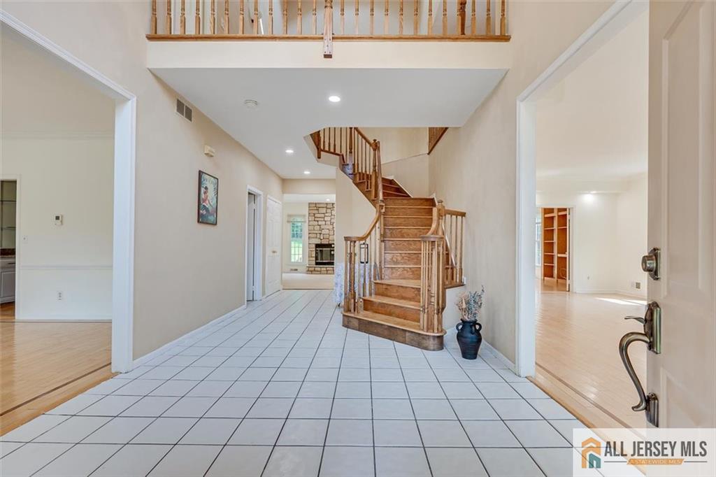 4th image of 60 Essex Dr, Monmouth Junction, NJ 08852 | MLS# 2770063M