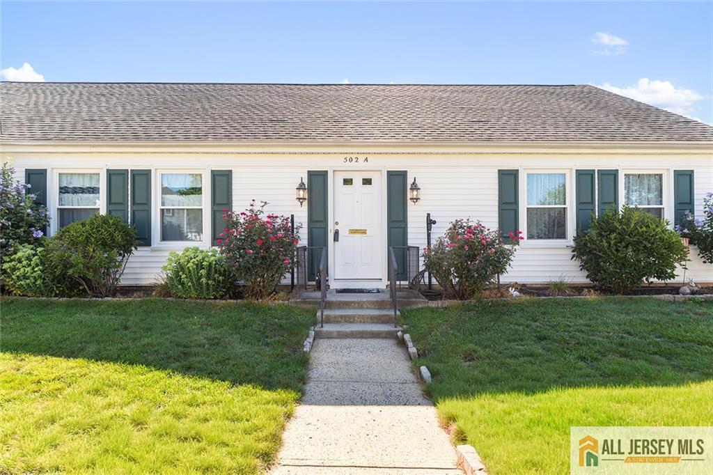 4th image of 502 Springfield Wy, Monroe Township, NJ 08831