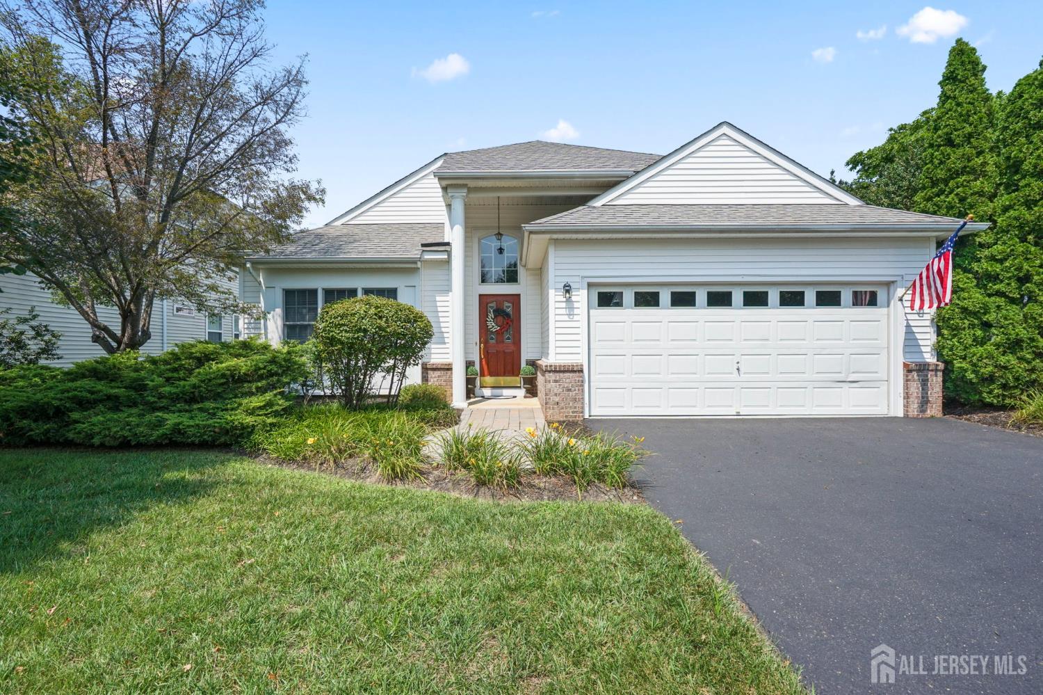 1st image of 52 Vineyard Ct, Monroe, NJ 08831 | MLS# 2703244R