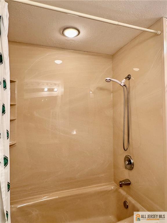 4th image of 432 Redding Ln, Monroe Township, NJ 08831