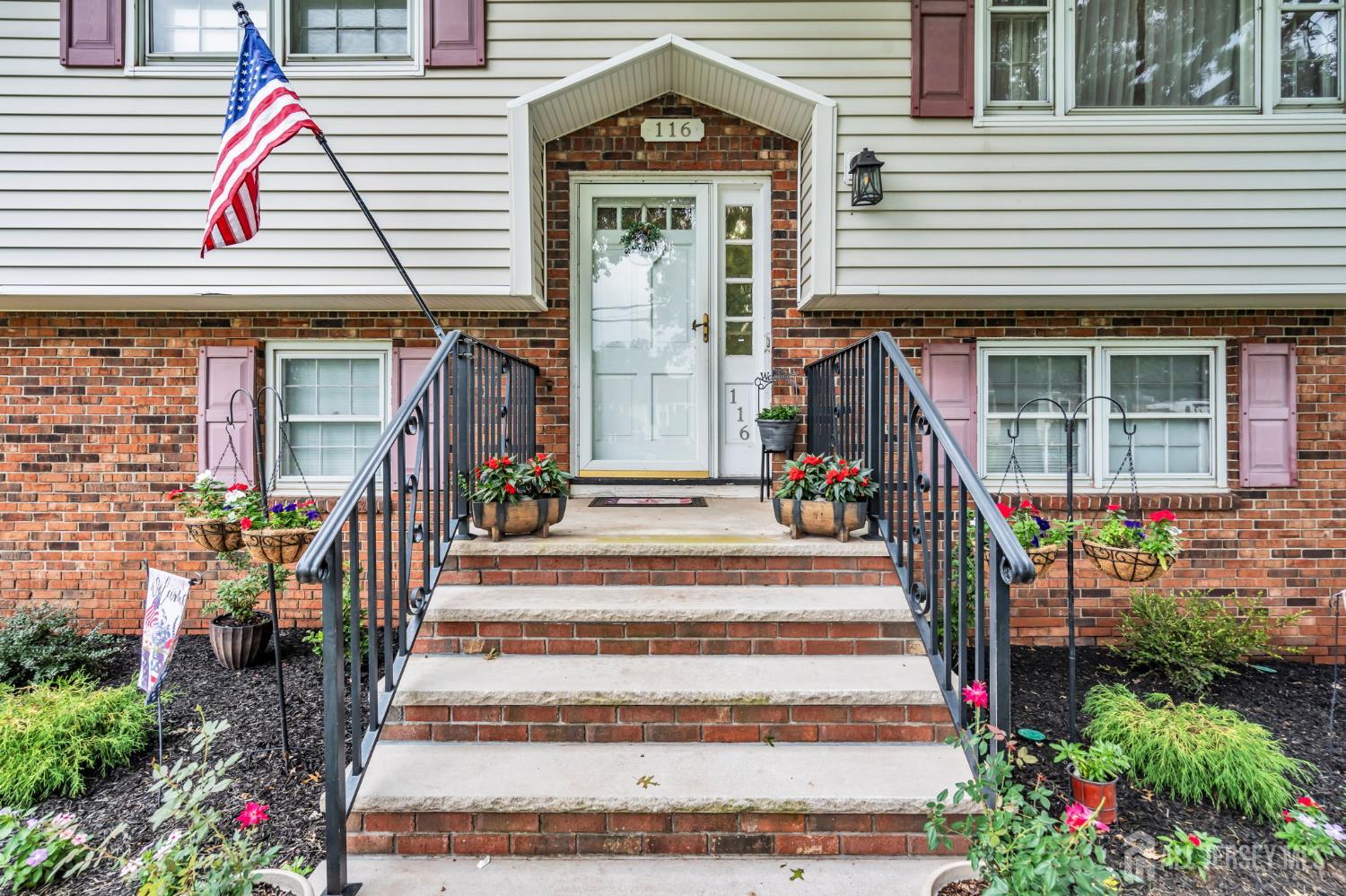 116 Hadley Street
