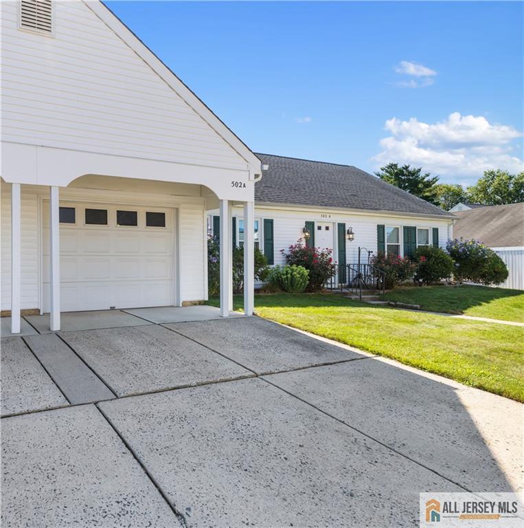 2nd image of 502 Springfield Wy #502A, Monroe Township, NJ 08831 | MLS# 2770332M