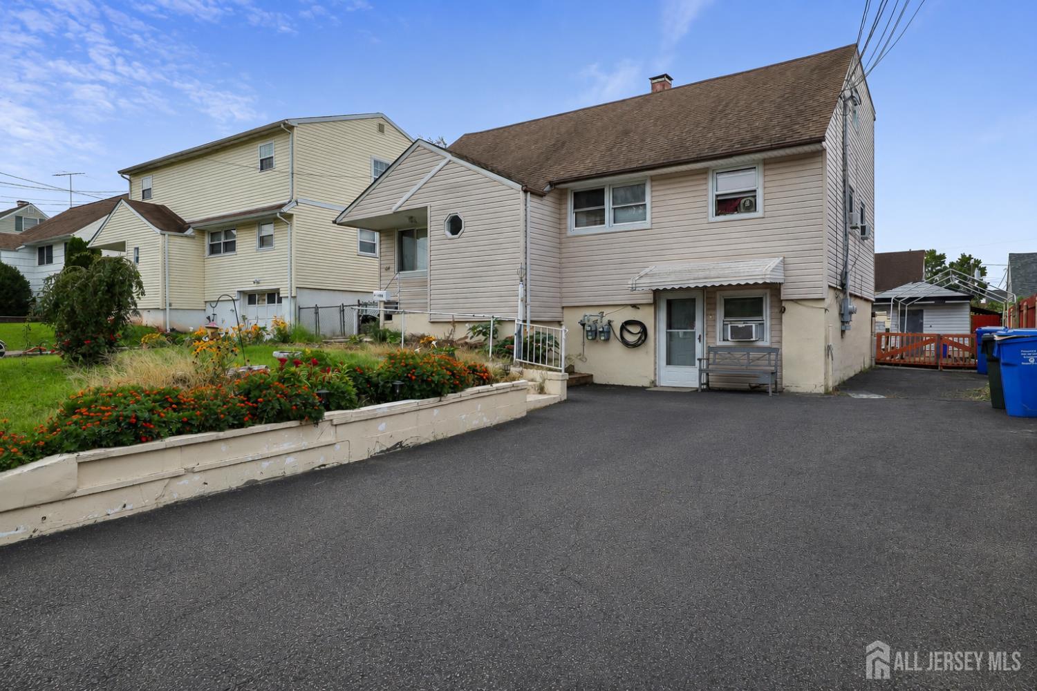 11th image of 54 Atlantic St, Menlo Park Terrace, NJ 08840 | MLS# 2701238R