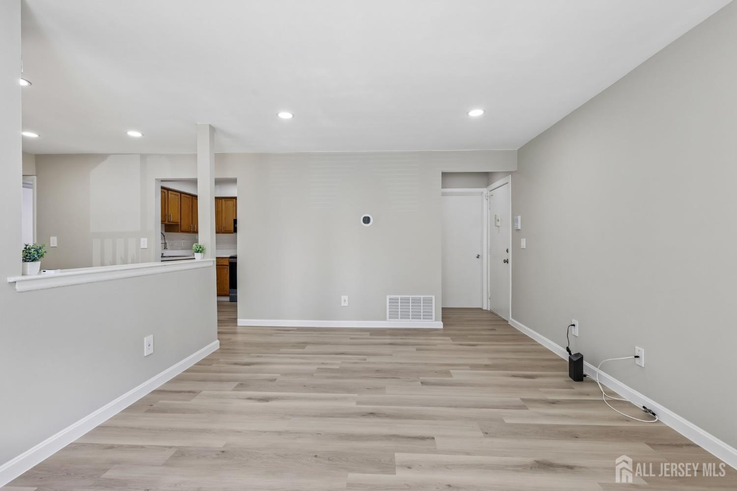 4th image of 2109 Sayre Dr #2109, Plainsboro, NJ 08540 | MLS# 2703336R