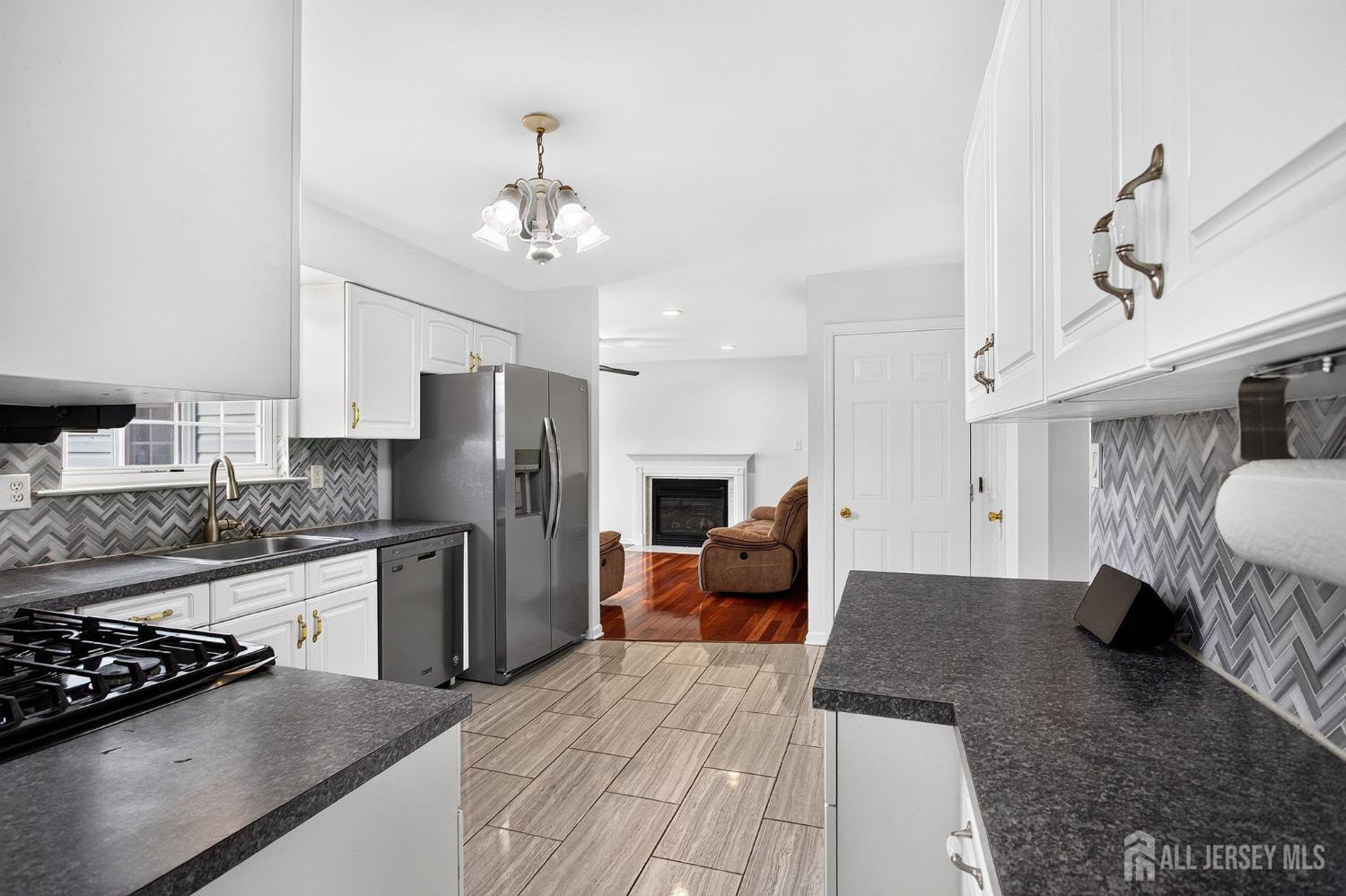 3rd image of 296 Remsen Ave, Avenel, NJ 07001 | MLS# 2703265R