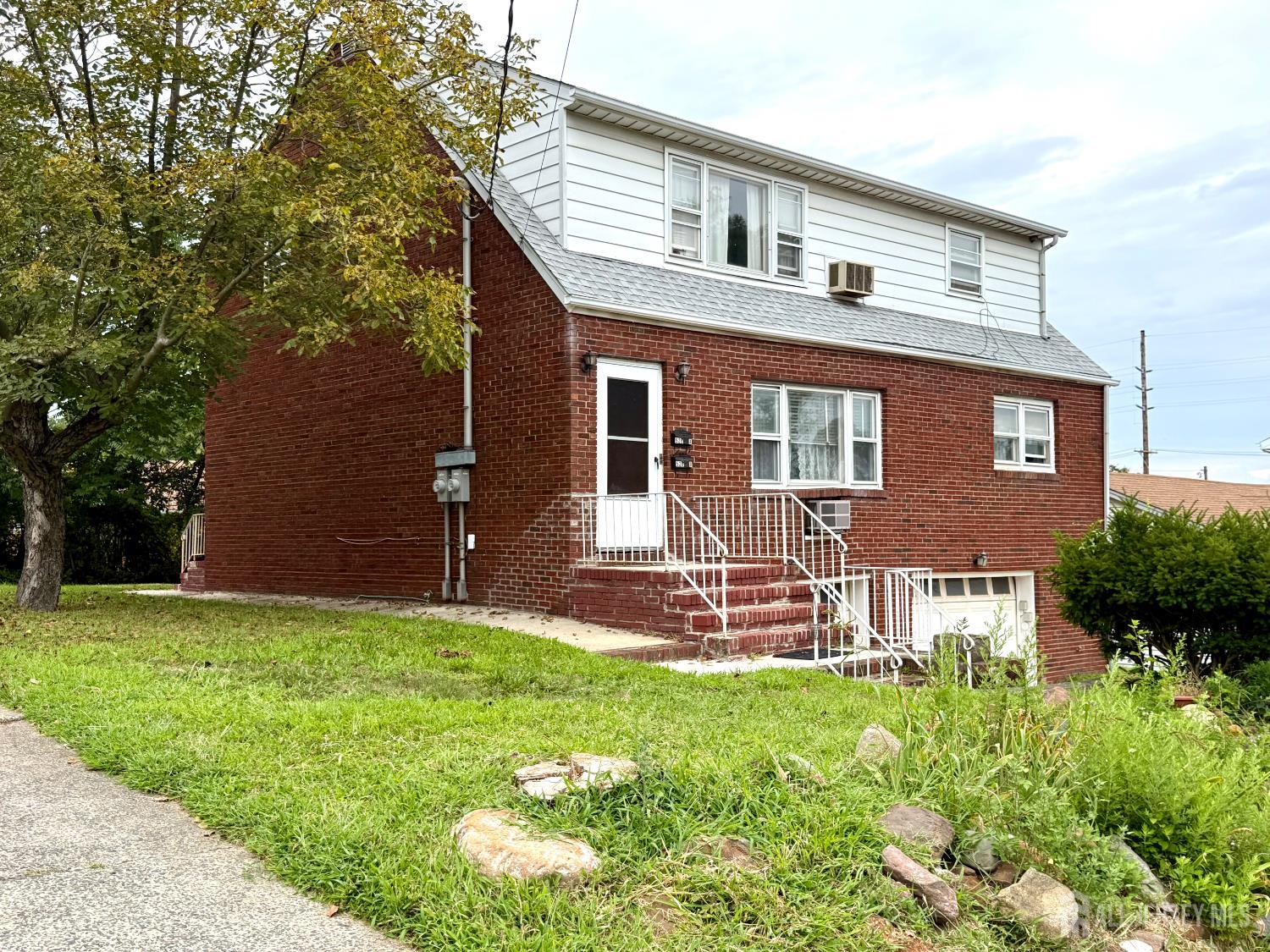 3rd image of 528-530 Leffert St, South Amboy, NJ 08879 | MLS# 2703266R