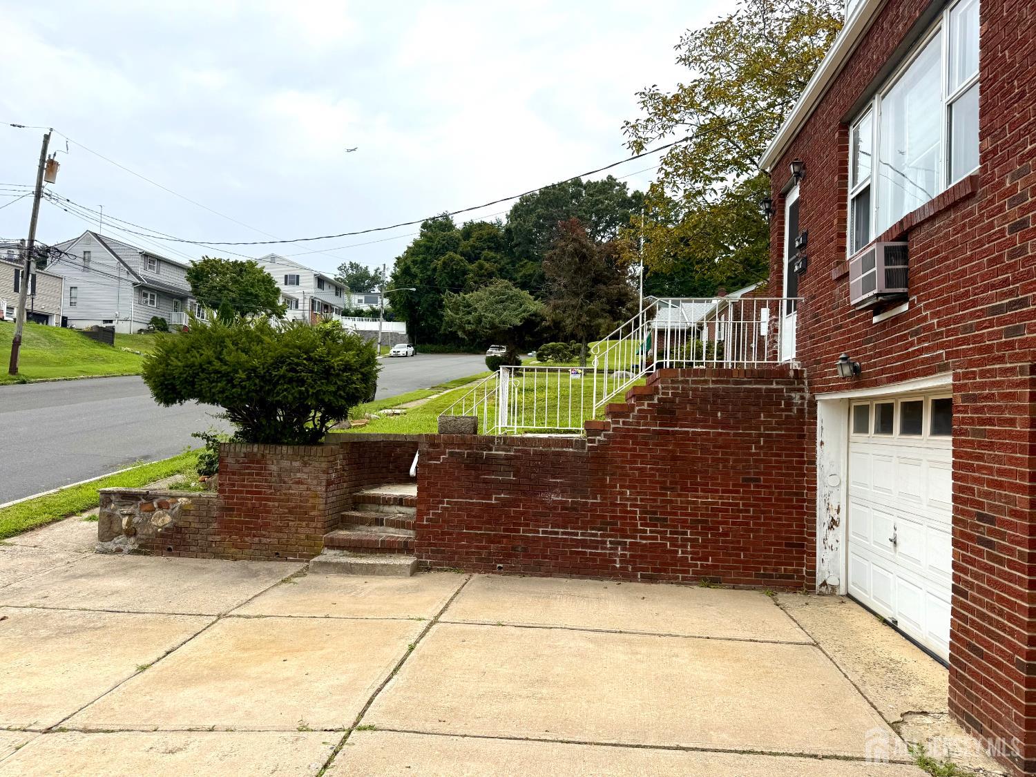 4th image of 528-530 Leffert St, South Amboy, NJ 08879 | MLS# 2703266R