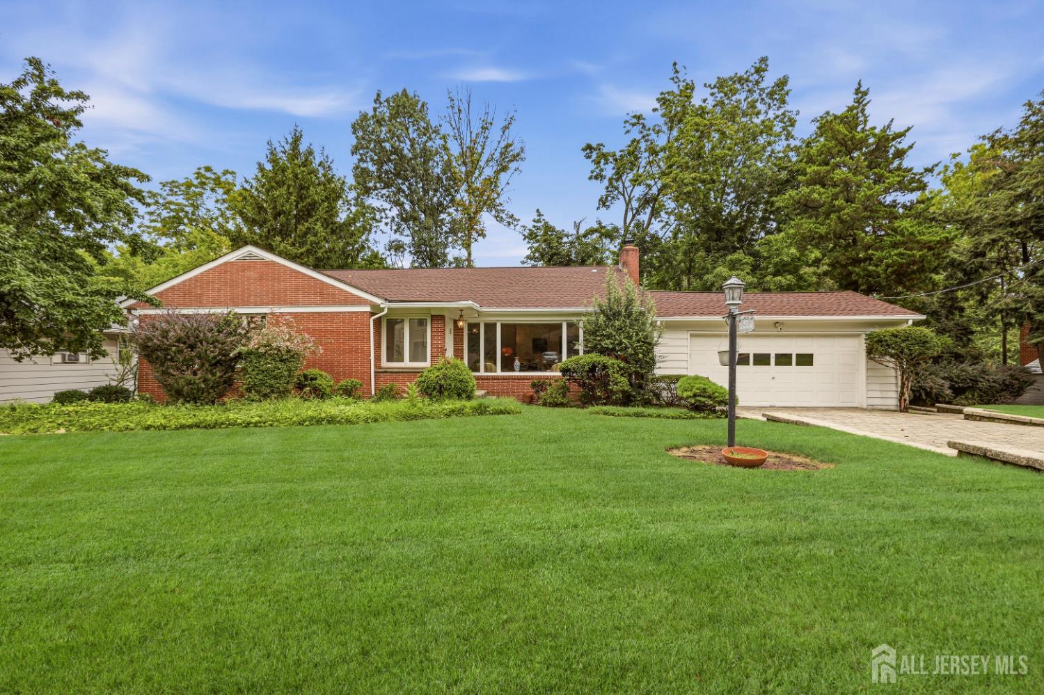1st image of 471 Lincoln Ave, Highland Park, NJ 08904 | MLS# 2702812R