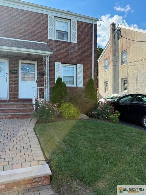609 Arnett Street A
