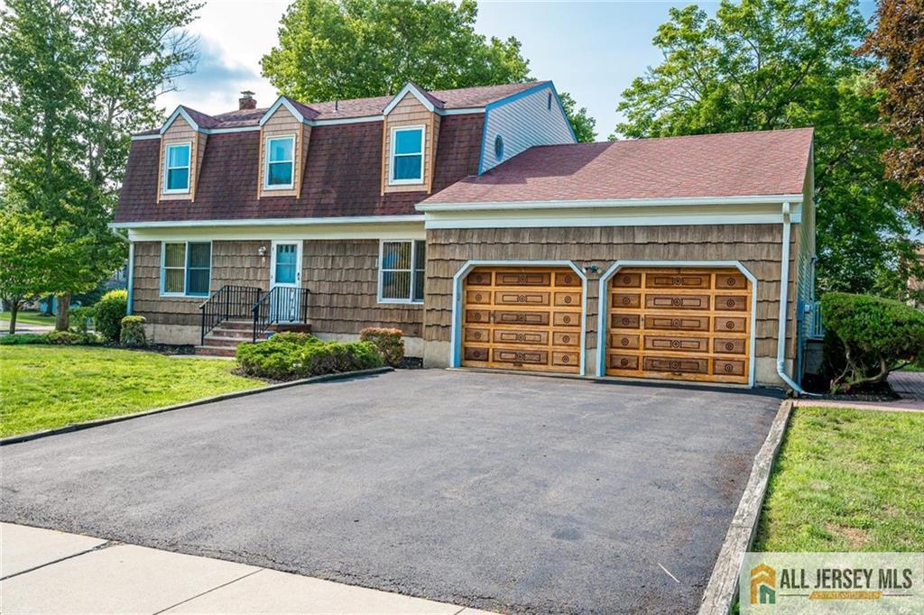 1st image of 8 Dov Pl, Kendall Park, NJ 08824 | MLS# 2770132M