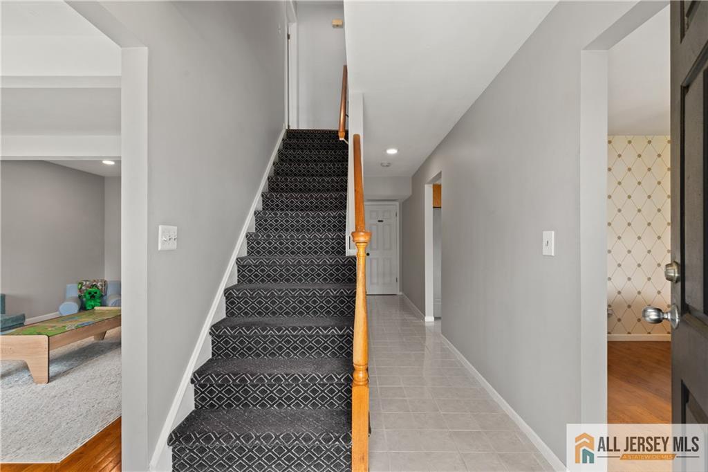 4th image of 51 Diana Dr, South Plainfield, NJ 07080 | MLS# 2770281M