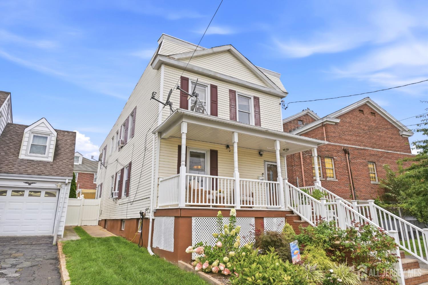 3rd image of 583 Mckeon St, Perth Amboy, NJ 08861 | MLS# 2703537R