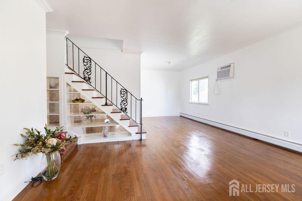 5th image of 19 Jonquil Cir, Fords, NJ 08863 | MLS# 2703697R