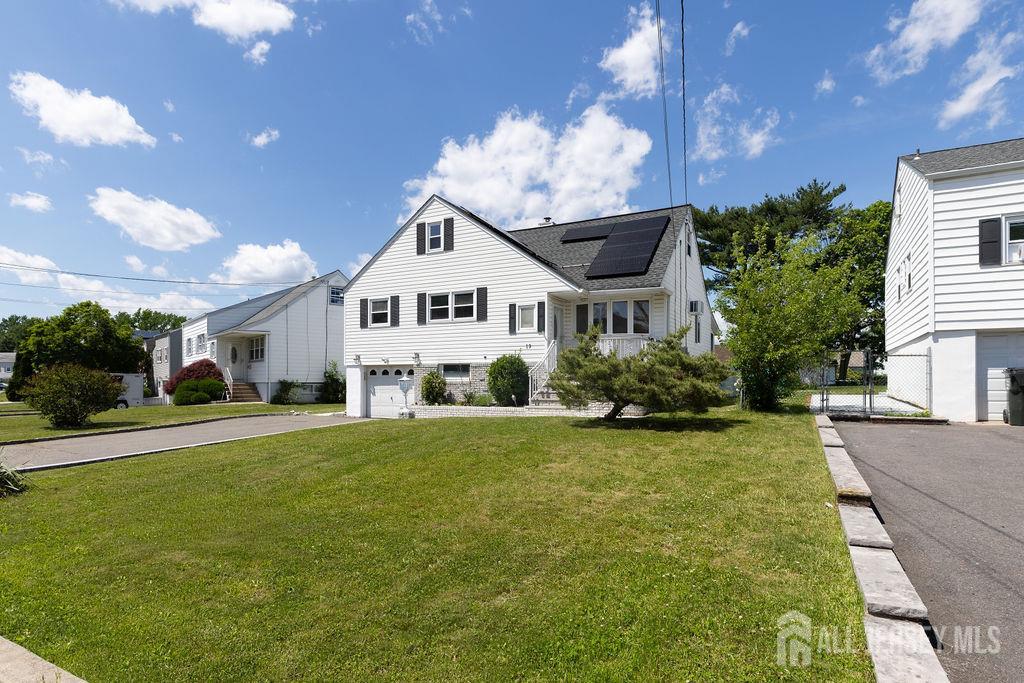3rd image of 19 Jonquil Cir, Fords, NJ 08863 | MLS# 2703697R