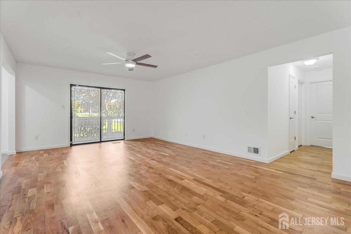 4th image of 131 Beverly Hl Ter, Woodbridge, NJ 07095 | MLS# 2703684R