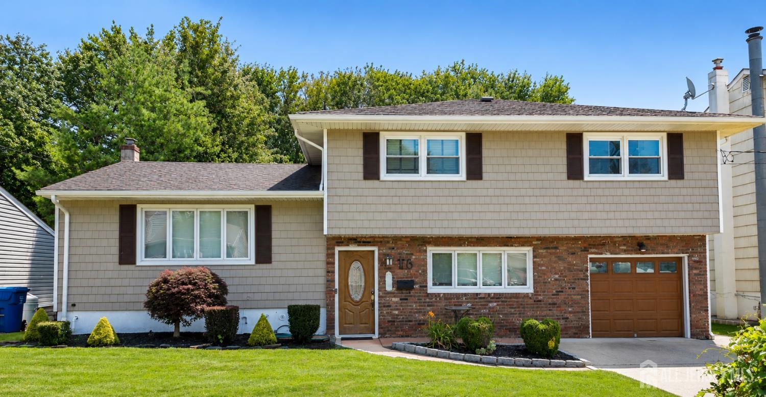 16 New Dover Avenue