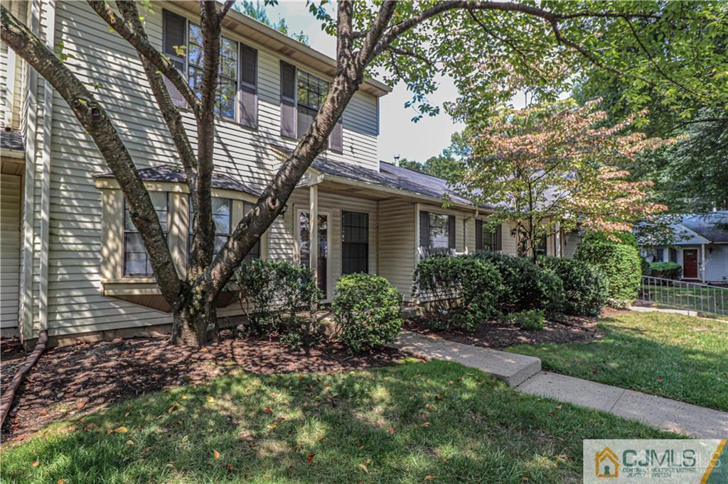 Photo 2 of Townhouse for sale at 1904 Timber Oaks Rd, Edison, NJ 08820 | MLS# 2703890R | Listing updated on 2026-09-21