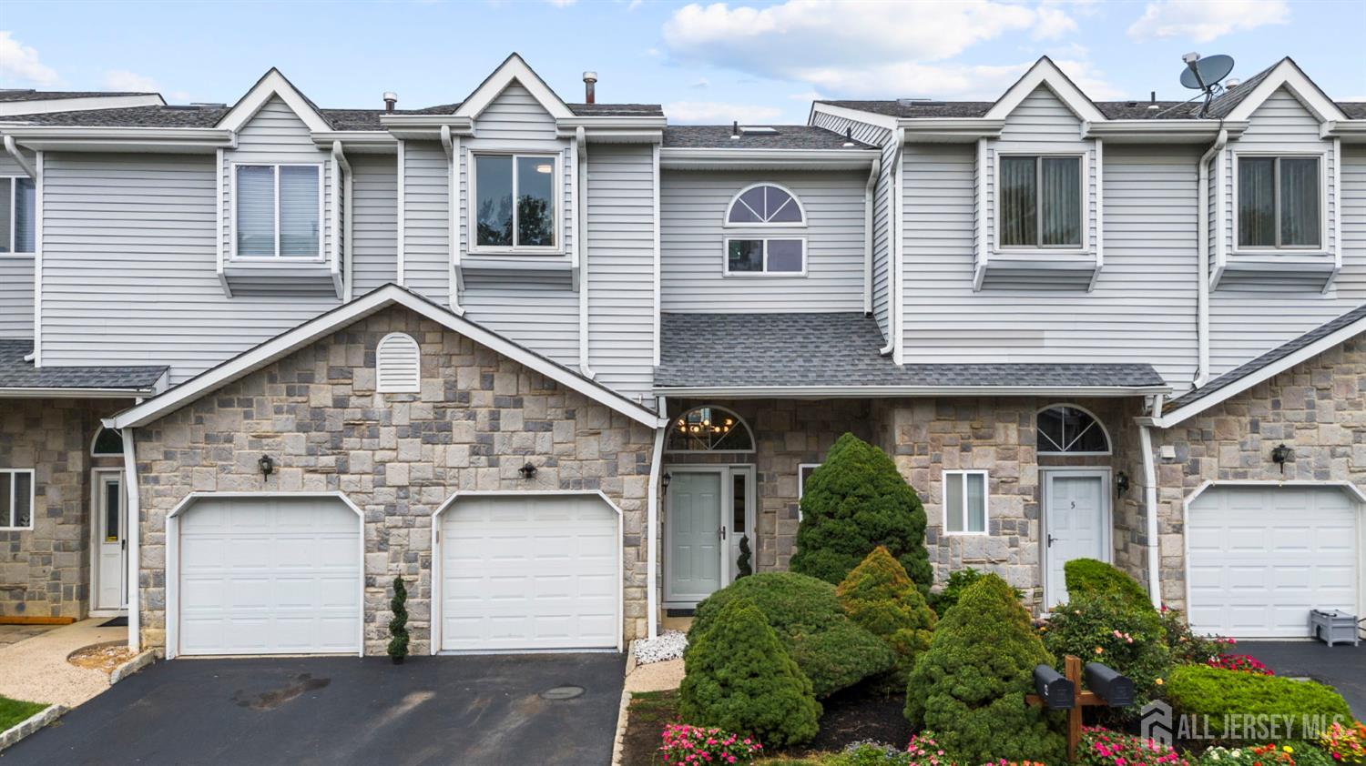 4 Lee Lee Lane, Old Bridge, 08879, NJ