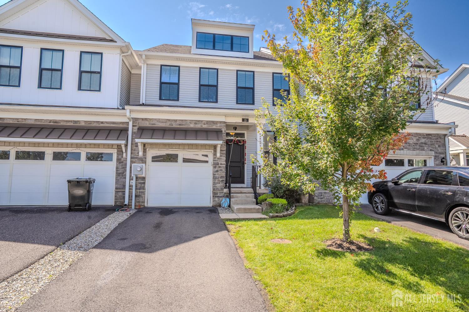 15 Clover Lane