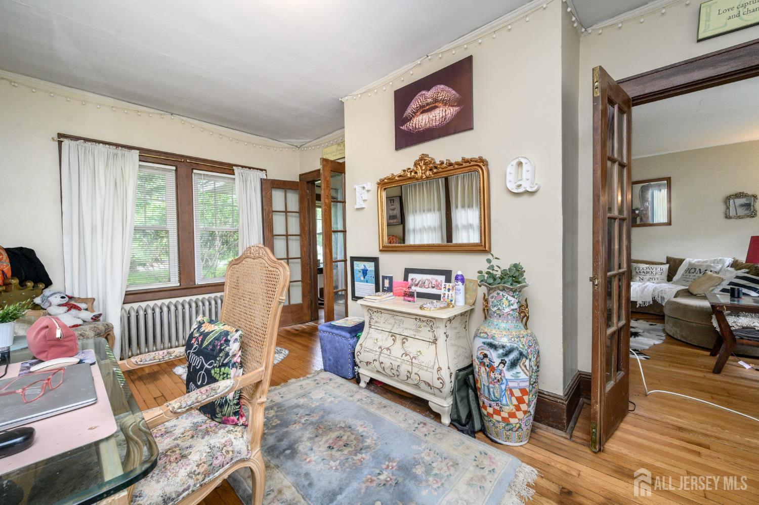 Listing photo 6