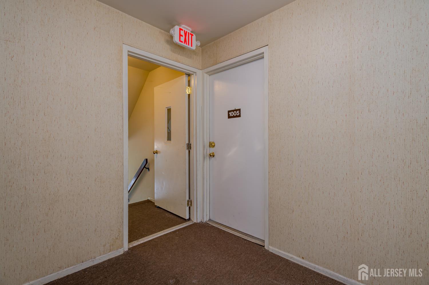 1005 Hidden Village Drive