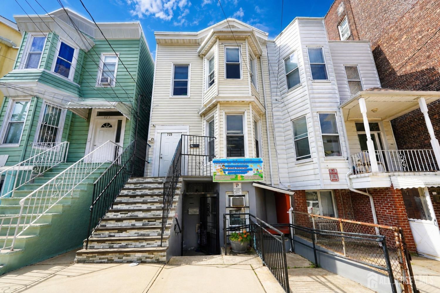 Photo 18 of Multi family home for sale at 725 17th Street, Union City, NJ 07087 | MLS# 2704408R | Listing updated on 2026-09-12