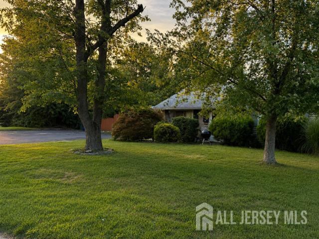 Photo 2 of Single family home for sale at 5 Fitch Rd, Edison, NJ 08817 | MLS# 2704189R | Listing updated on 2026-09-14