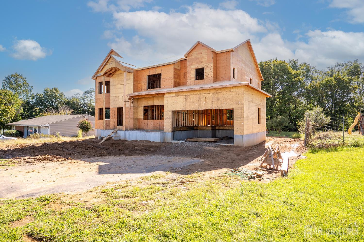 16 Newman Road