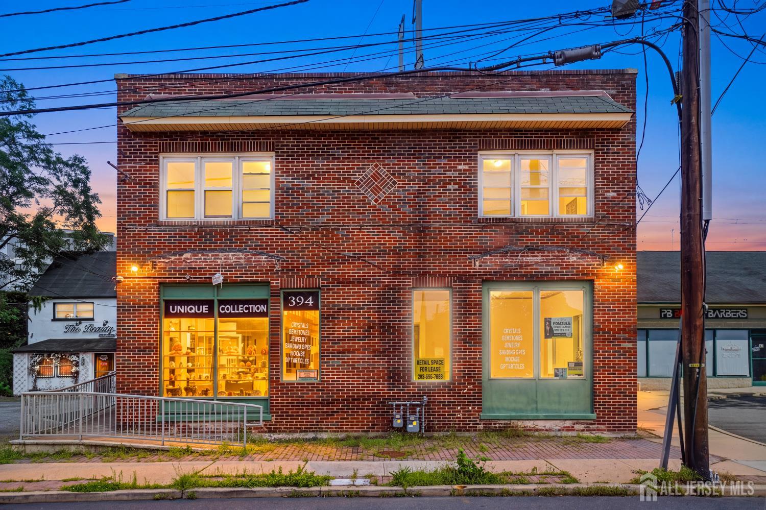 Homes for Sale in Woodbridge, NJ