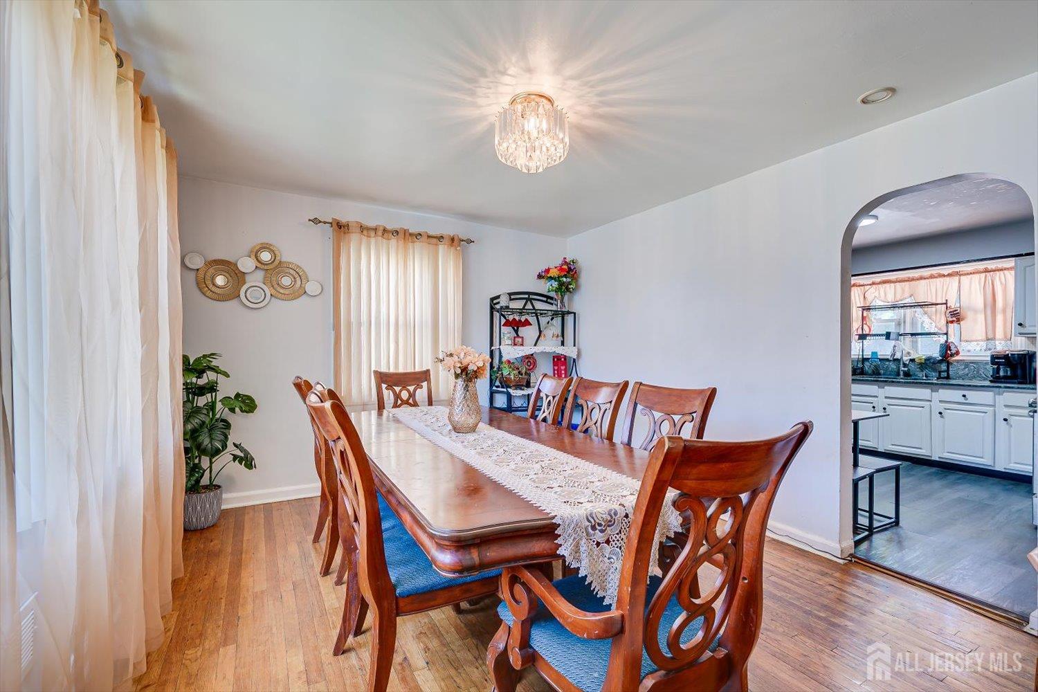 Photo 3 of Single family home for sale at 18 Union Pl, Irvington, NJ 07111 | MLS# 2704603R | Listing updated on 2026-09-19