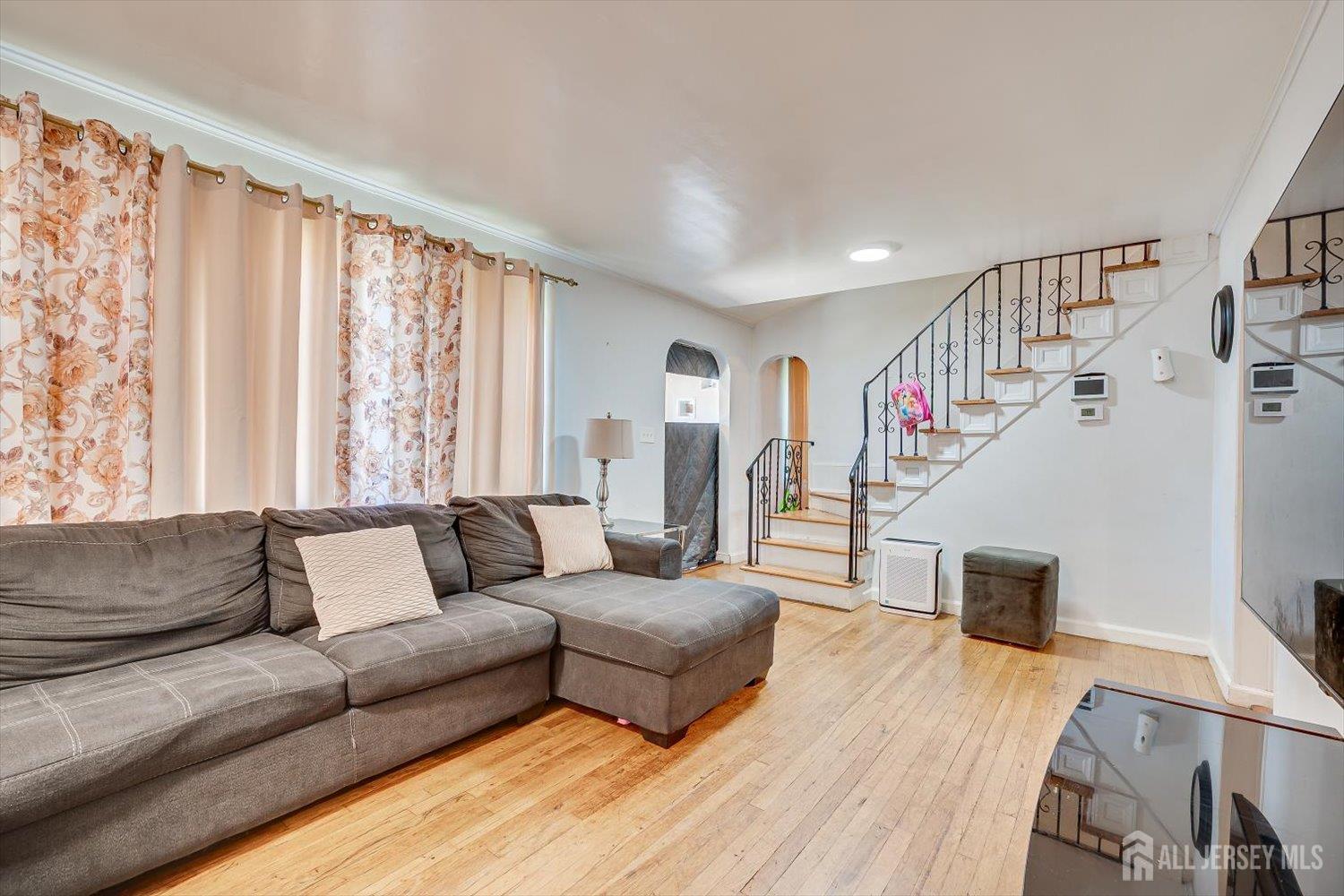 Photo 3 of Single family home for sale at 18 Union Pl, Irvington, NJ 07111 | MLS# 2704603R | Listing updated on 2026-09-19