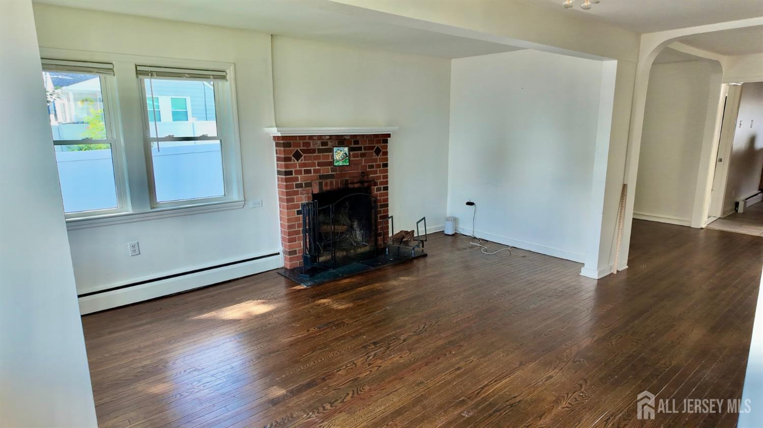 Photo 3 of Single family home for sale at 1142 Woodmere Dr, Keyport, NJ 07735 | MLS# 2704653R | Listing updated on 2026-09-17